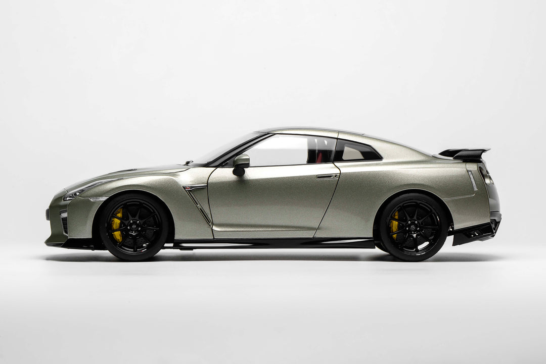 [Preorder] Motorhelix 1:18 Nissan GT-R (R35) Track Edition Engineered by NISMO T-Spec 2022 Jade M83515