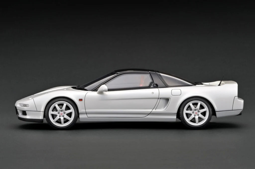 Ignition Model 1:18 HONDA NSX (NA1) Pearl White IG3487