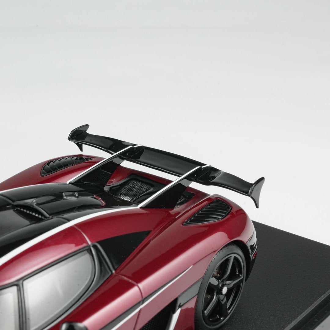 GT Spirit 1:18 KOENIGSEGG AGERA RS DEEP RED 2017 GT931