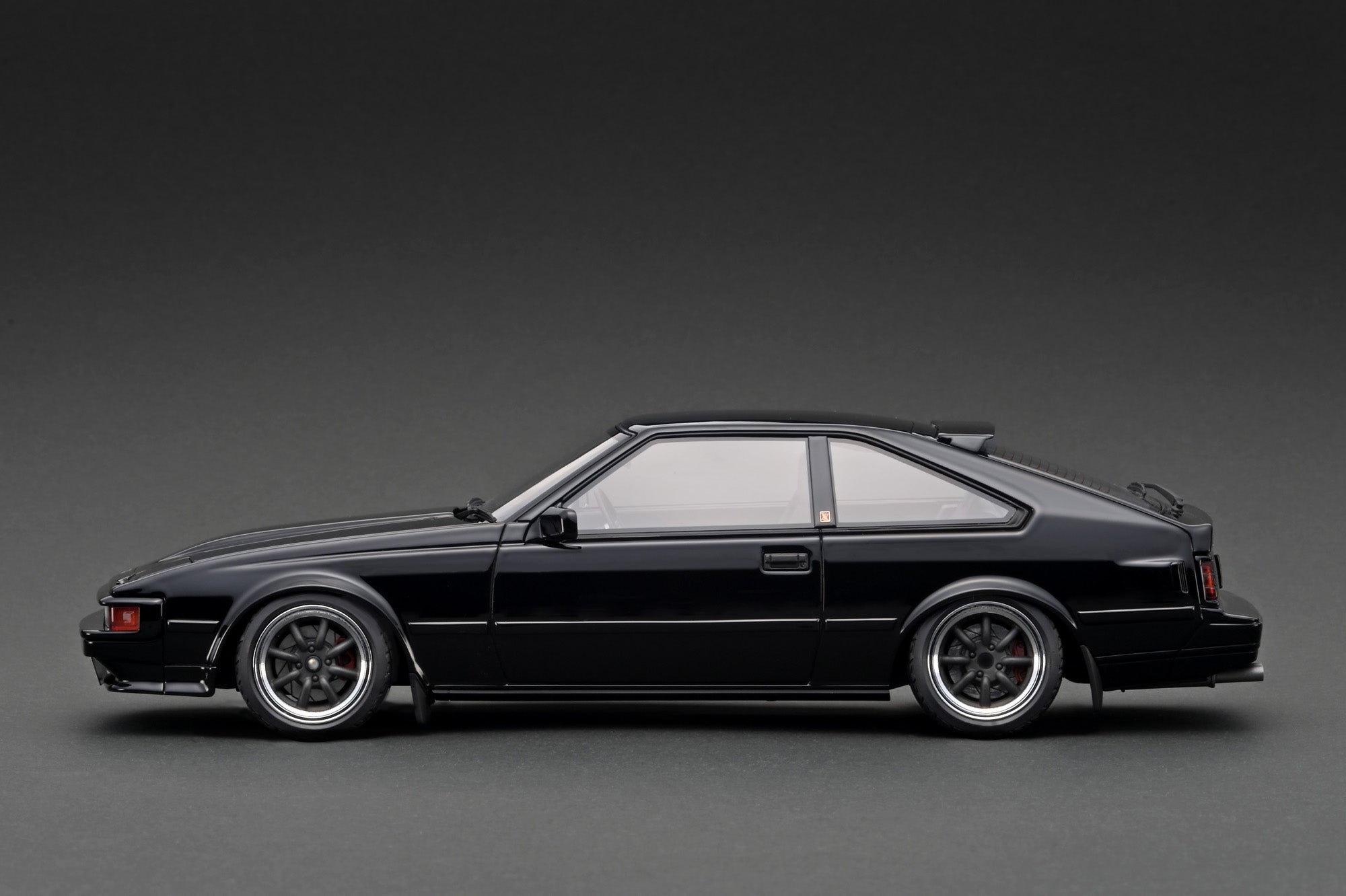 Ignition Model 1:18 Toyota Celica XX 2800GT (A60) Black IG3531