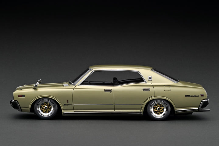 [Preorder] Ignition Model 1:18 Nissan Gloria Brougham (330) Gold IG3554