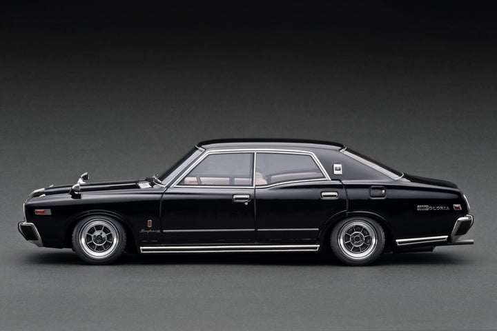 [Preorder] Ignition Model 1:18 Nissan Cedric Brougham (330) Black