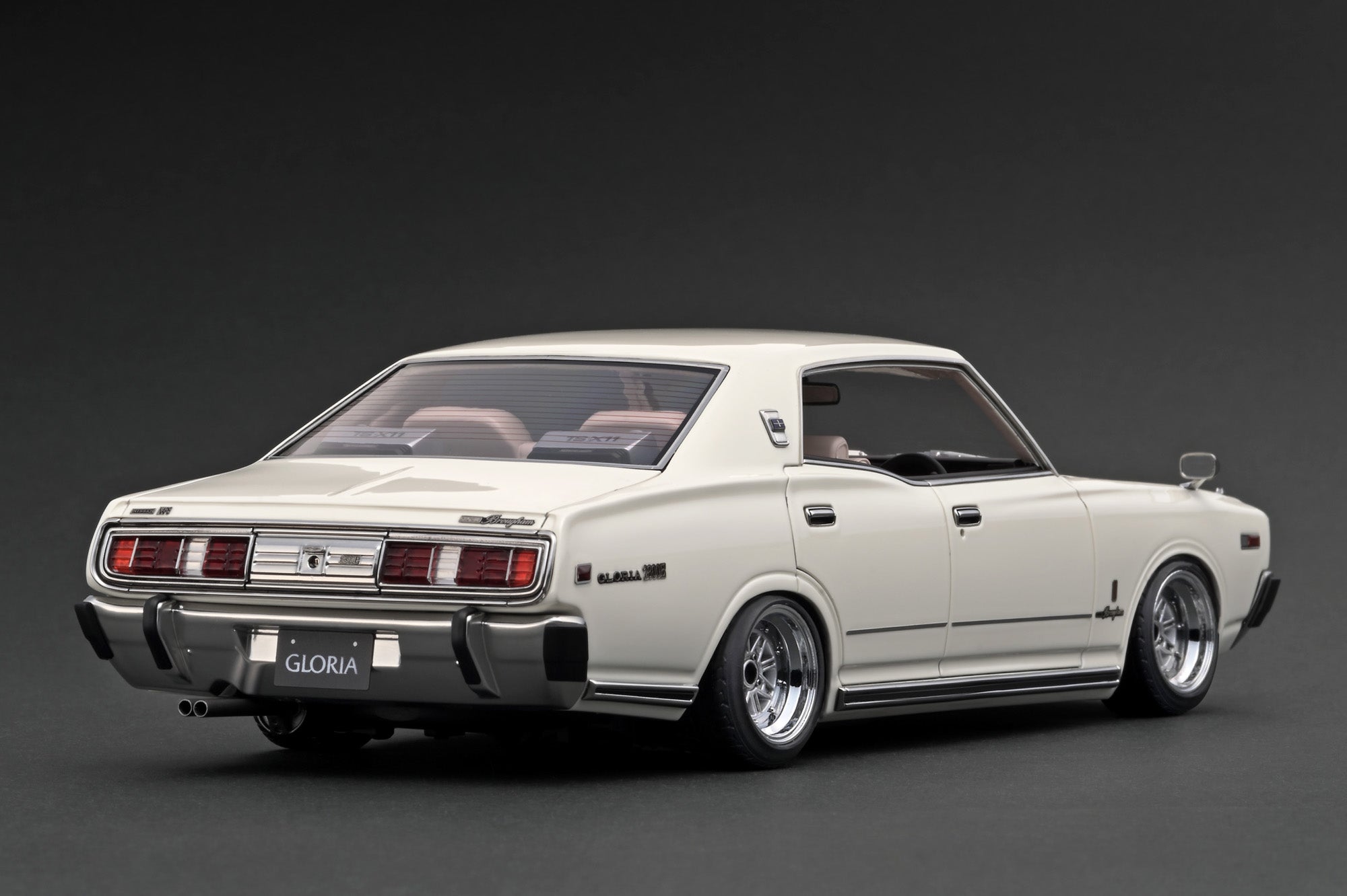 ミニカー IG3560 1/18 Nissan Cedric Brougham (330) Preorder] Ignition Model 1:18 Nissan Cedric Brougham (330