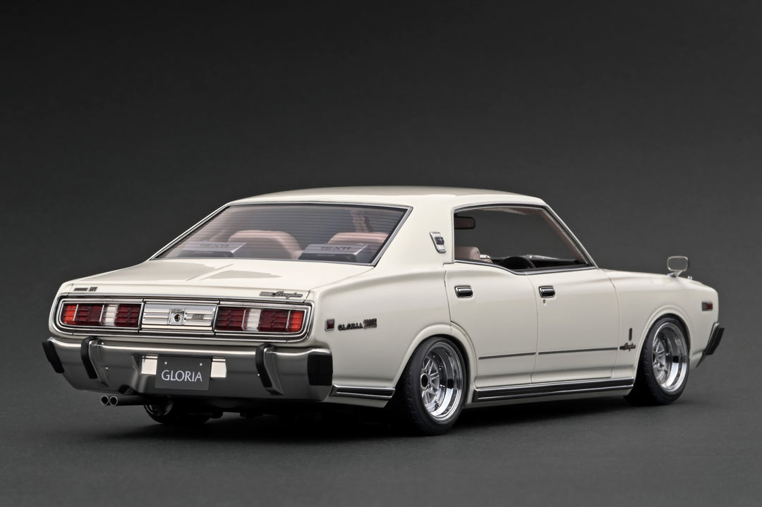 [Preorder] Ignition Model 1:18 Nissan Cedric Brougham (330) White