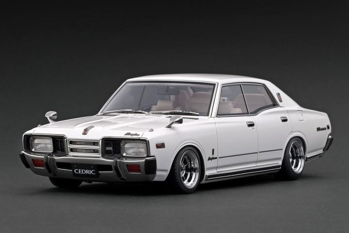 [Preorder] Ignition Model 1:18 Nissan Cedric Brougham (330) White IG3561