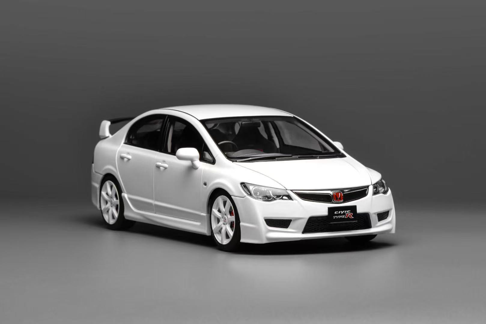【美品】1:18 Honda Civic TYPE-R モデルカー　ホワイト MOTORHELIX 1:18 Honda Civic Type R (FD2) 2007 Facelift Premium
