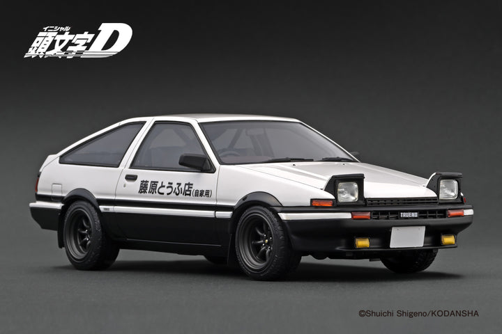 [Preorder] Ignition Model 1:18 INITIAL D Toyota Sprinter Trueno 3Dr GT Apex(AE86) White/Black With Mr.Bunta Fujiwara