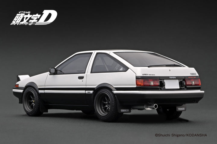 [Preorder] Ignition Model 1:18 INITIAL D Toyota Sprinter Trueno 3Dr GT Apex(AE86) White/Black With Mr.Bunta Fujiwara