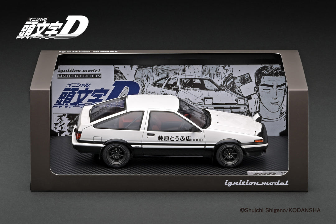 [Preorder] Ignition Model 1:18 INITIAL D Toyota Sprinter Trueno 3Dr GT Apex(AE86) White/Black With Mr.Bunta Fujiwara