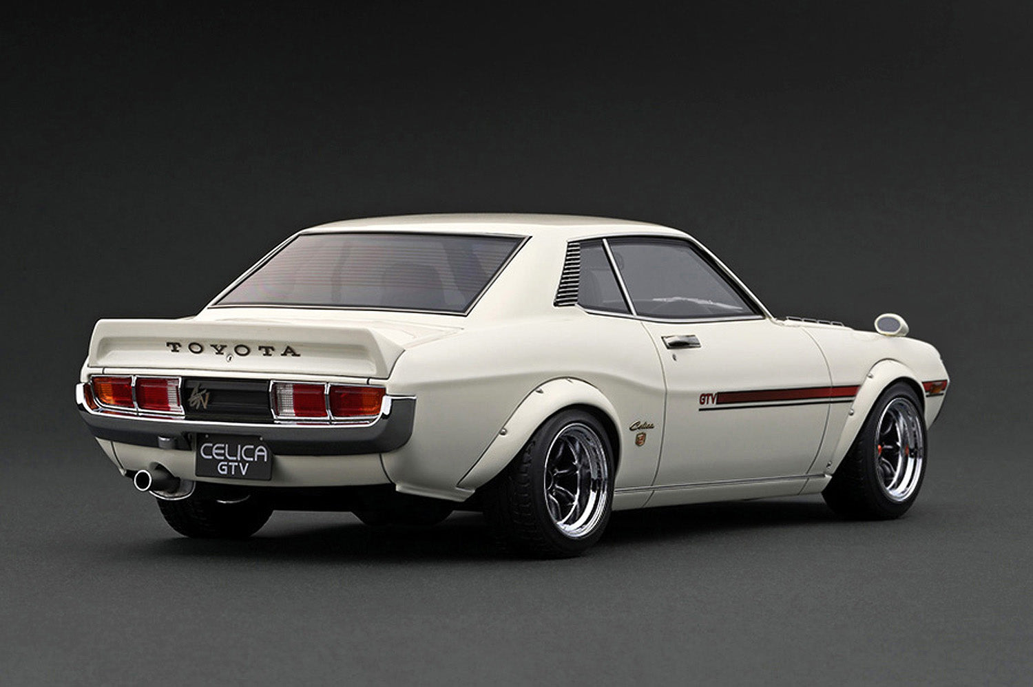 Ignition Model 1:18 Toyota Celica 1600GTV (TA22) White