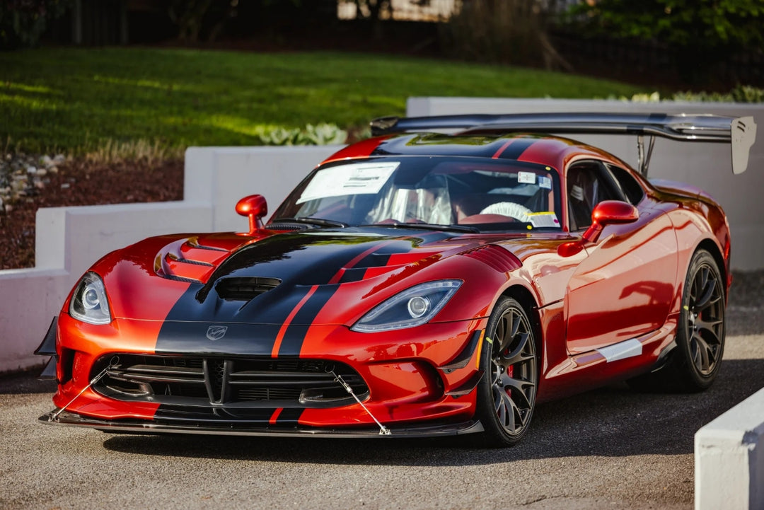 [Preorder] DCM 1:64 Dodge Viper ACR (3 Colours)