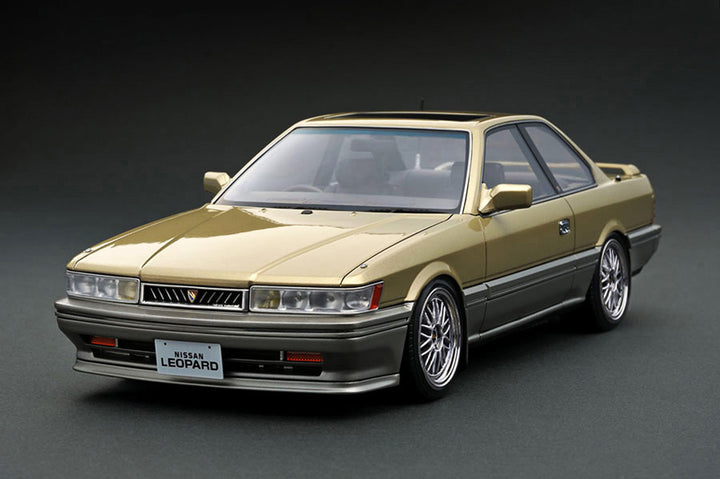 [Preorder] Ignition Model 1:18 Nissan Leopard 3.0 Ultima (F31) Gold/Silver IG3699