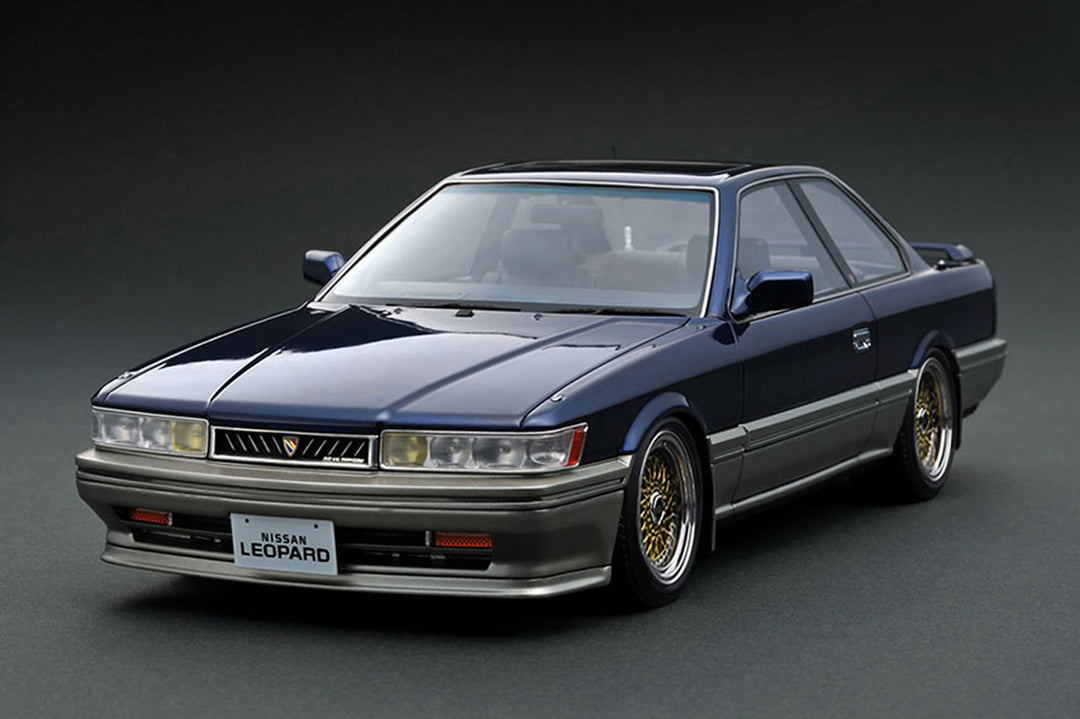 [Preorder] Ignition Model 1:18 Nissan Leopard 3.0 Ultima (F31) Blue/Silver IG3701