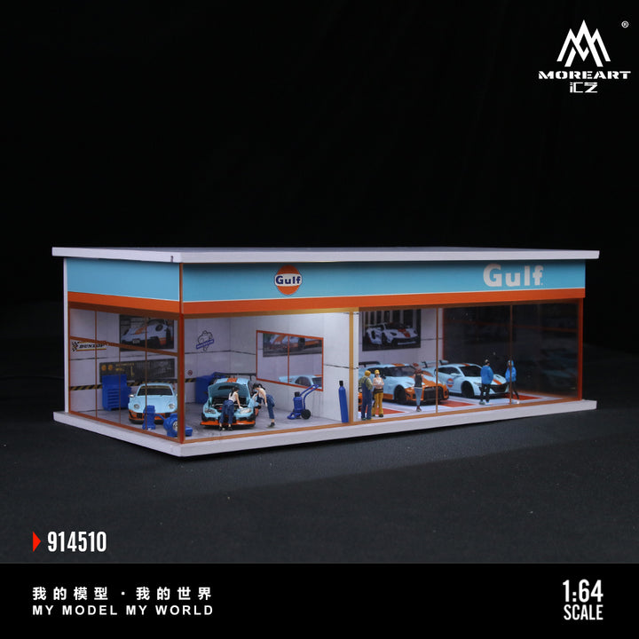 [Preorder] MoreArt 1:64 GULF AND HKS PARKING EXHIBITION HALL (2 Versions) MO914510/MO914511