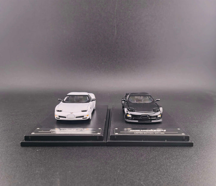 [Preorder] Fine Works64 1:64 Corvette C5 (2 Colours)