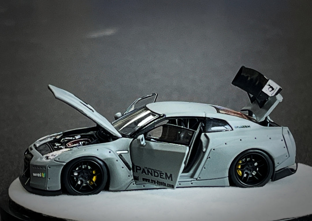 [Preorder] PGM 1:64 Nissan Rocket Bunny GTR R35 Combat Grey PGM-640703 (2 Versions)