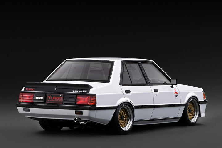 [Preorder] Ignition Model 1:18 Mitsubishi Lancer EX GSR Turbo (A175A) White *Black Hood IG3967
