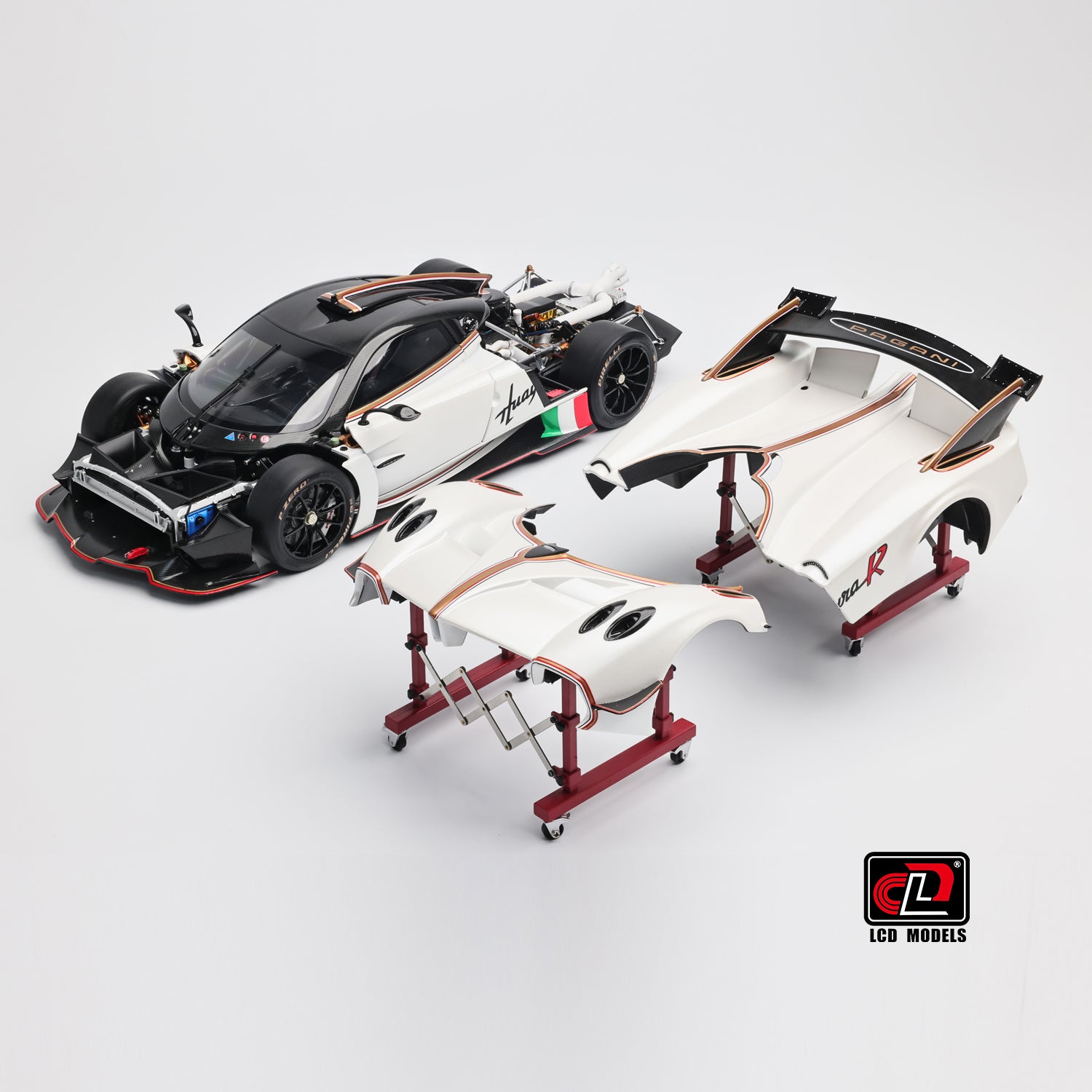 LCDMODELS　1/18　ウアイラR 1/18 LCD Pagani Huayra R (Carbon Black) Diecast Car Model