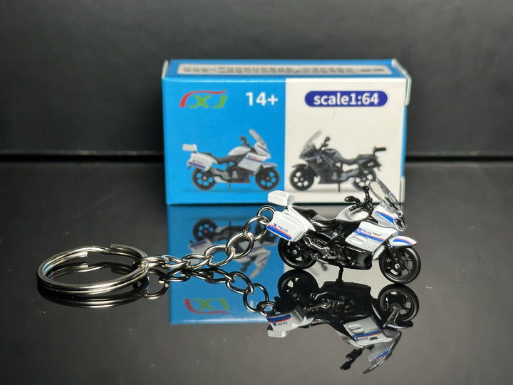 [Preorder] XJ Model 1:64 Police Keychain (2 Colours)