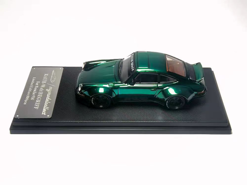[Preorder] Model Collect 1:64 Porsche RWB 930 Ducktail Wing Metallic Green MC640002G