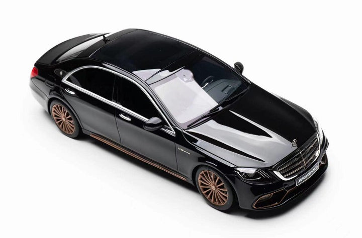 Vehicle Art 1:18 Mercedes-Benz AMG S63/S65 White/Black