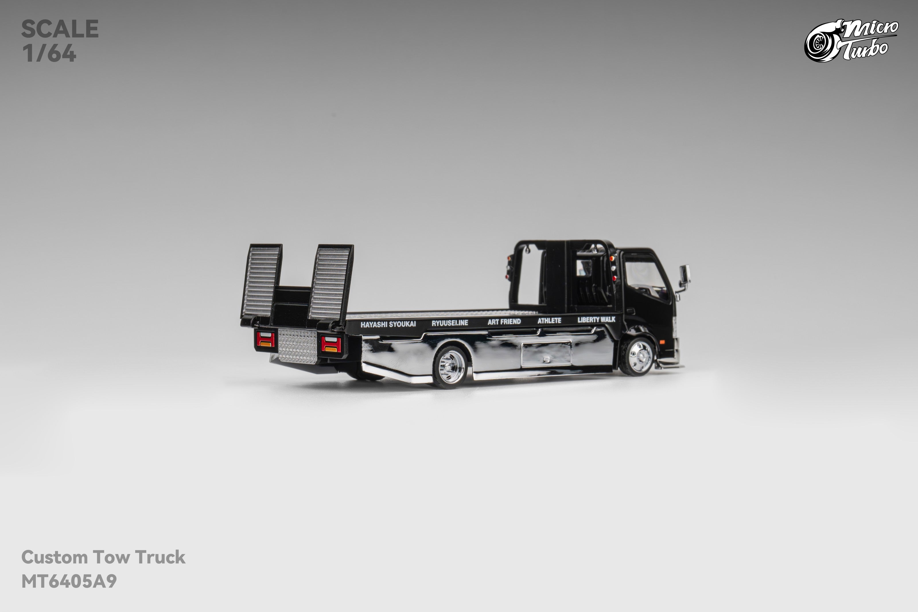 Microturbo 1:64 Custom Tow Truck - Black/Chrome MT6405A9 – Horizon