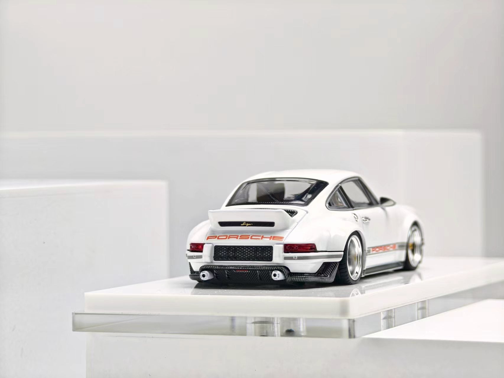 レジン　ハンドメイド　991 Preorder] Zincit Model 1:64 Porsche Singer DLS (3 Colours