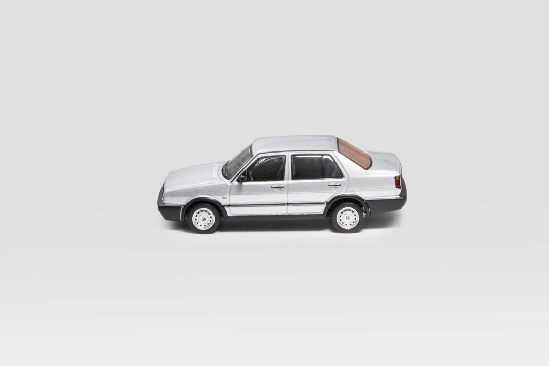 [Preorder] DCT 1:64 Volkswagen Jetta Typ 1G (3 Colours) LL-078-361/LL-078-362/LL-078-363