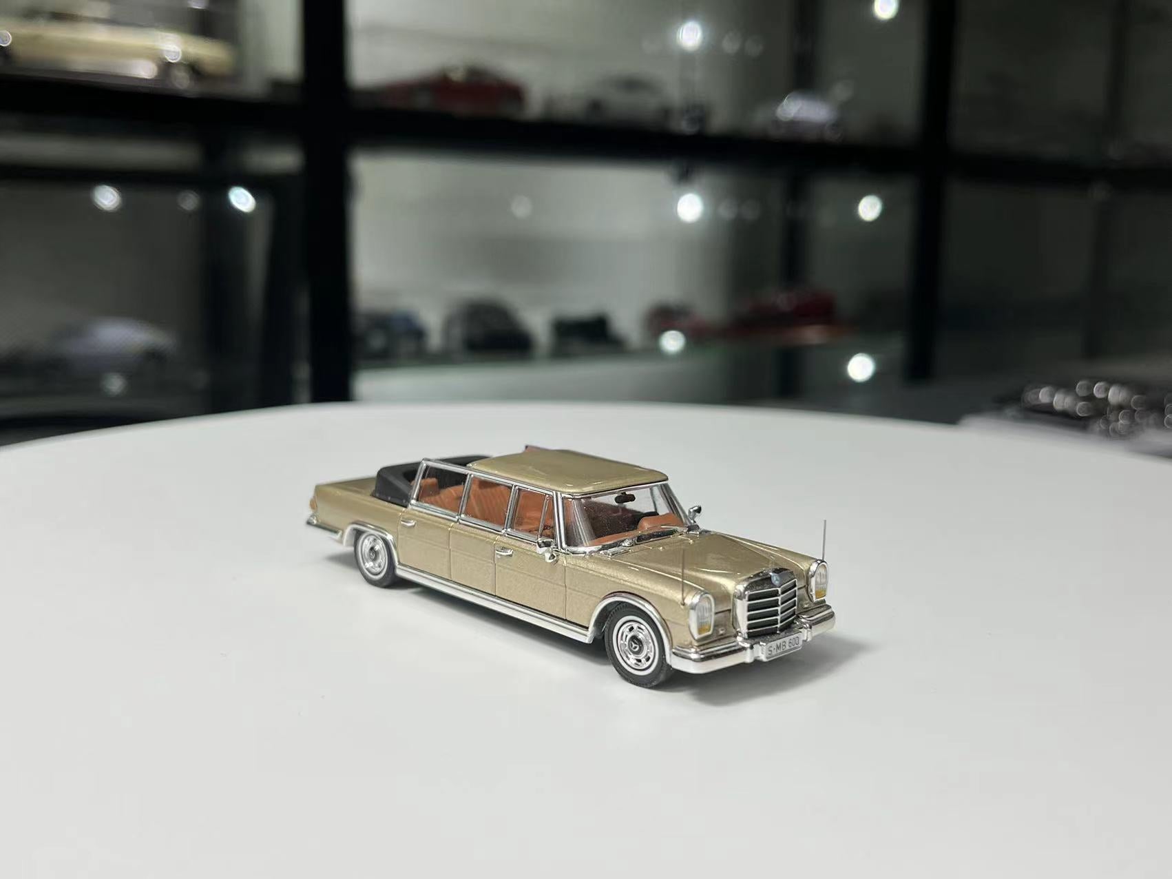 Preorder] TPC 1:64 Mercedes-Benz S600 Pullman Extended Roadster