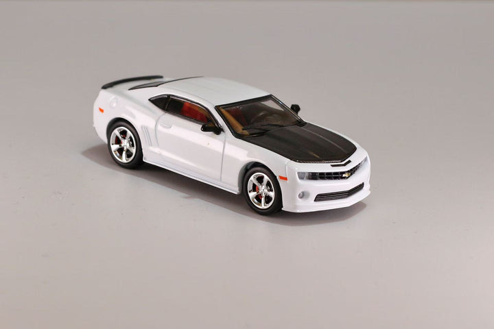 [Preorder] Glory Model 1:64 Chevrolet Camaro (4 Colours)