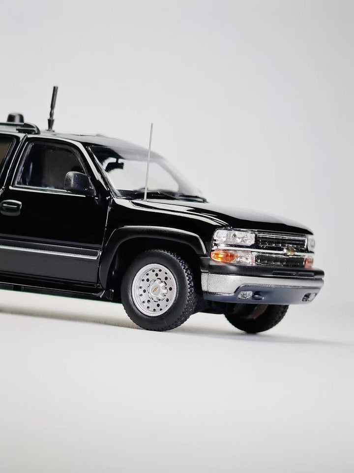 [Preorder] MK Miniatures 1:64 2003 Chevrolet Suburban CIA Signal Jamming Vehicle Black MK2401-03-A1