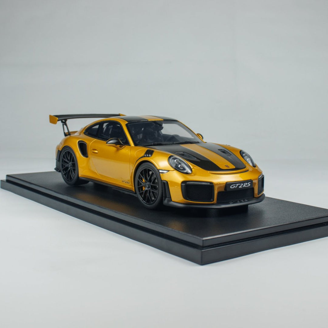 GT Spirit 1:18 Porsche 911 (991.2) GT2 RS CLDC041