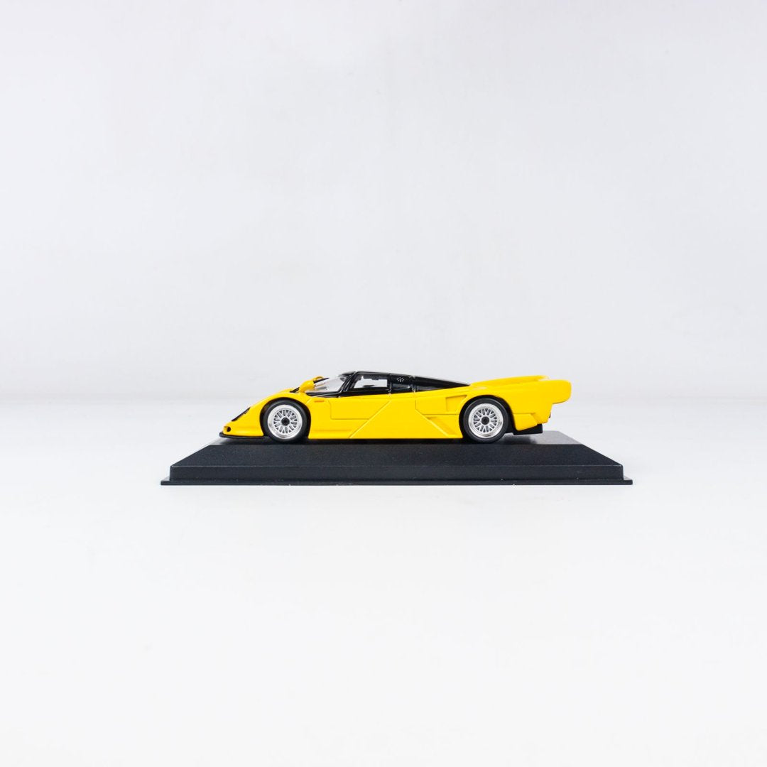 MINICHAMPS 1:43 PORSCHE DAUER 962 GT - 1994 - YELLOW 940064000