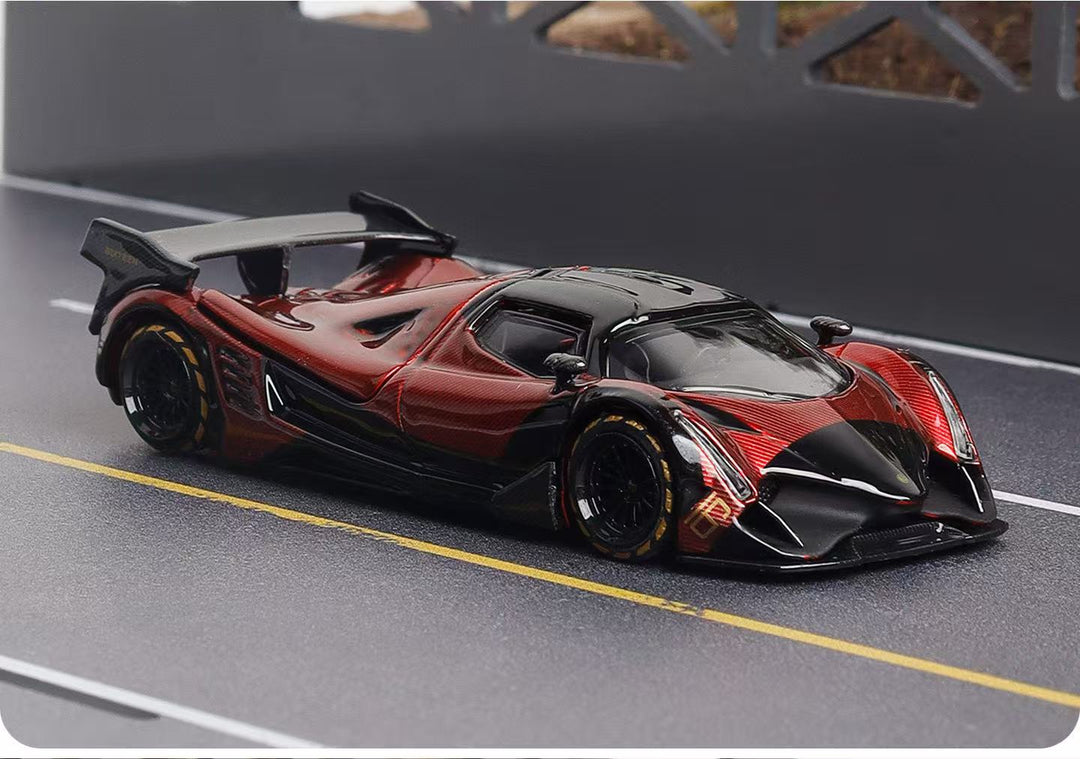 [Preorder] LMF Model 1:64 Devel 16 Red/Gold (2 Versions)