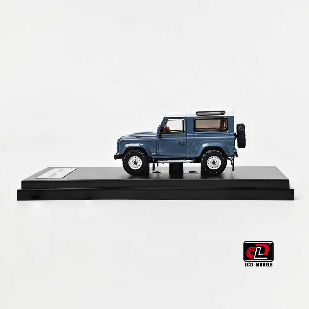 LCD 1:64 Land Rover Defender 90 V8 (3 Colours) LCD64016-BU