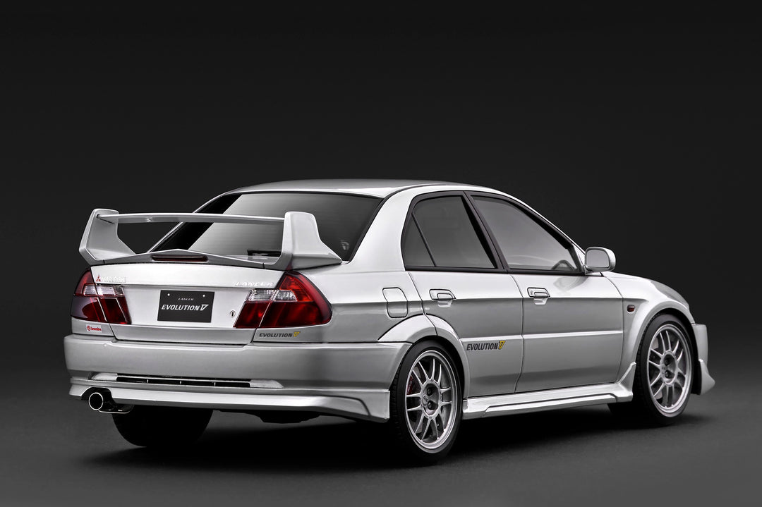 [Preorder] Ignition Model 1:18 Mitsubishi LANCER EVOLUTION V (CP9A) Silver IG4015