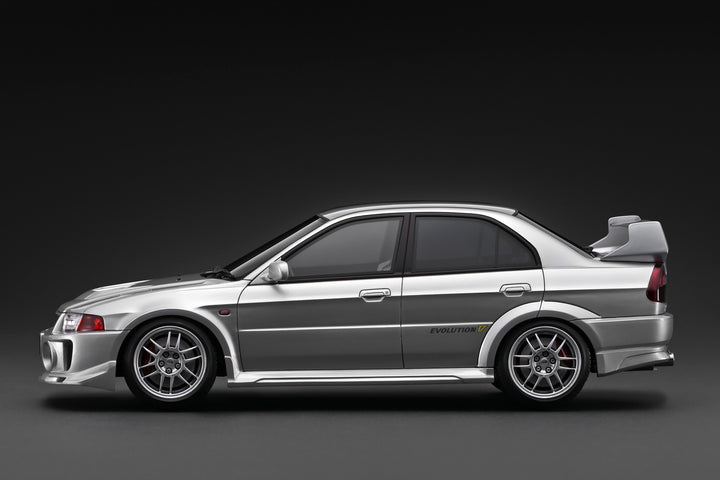 [Preorder] Ignition Model 1:18 Mitsubishi LANCER EVOLUTION V (CP9A) Silver IG4015