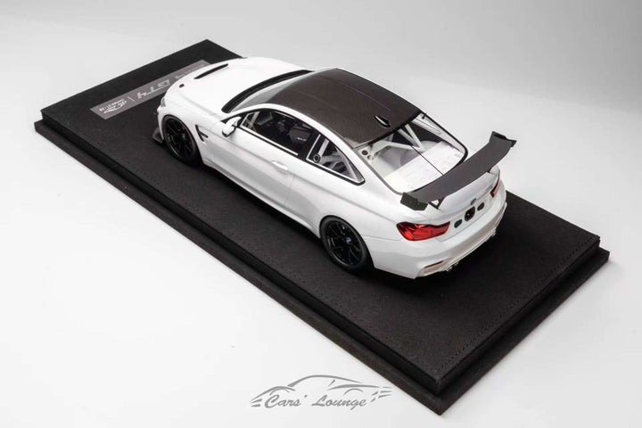[Preorder] Car's Lounge 1:18 BMW M4 GT4 EVO (2 Versions)