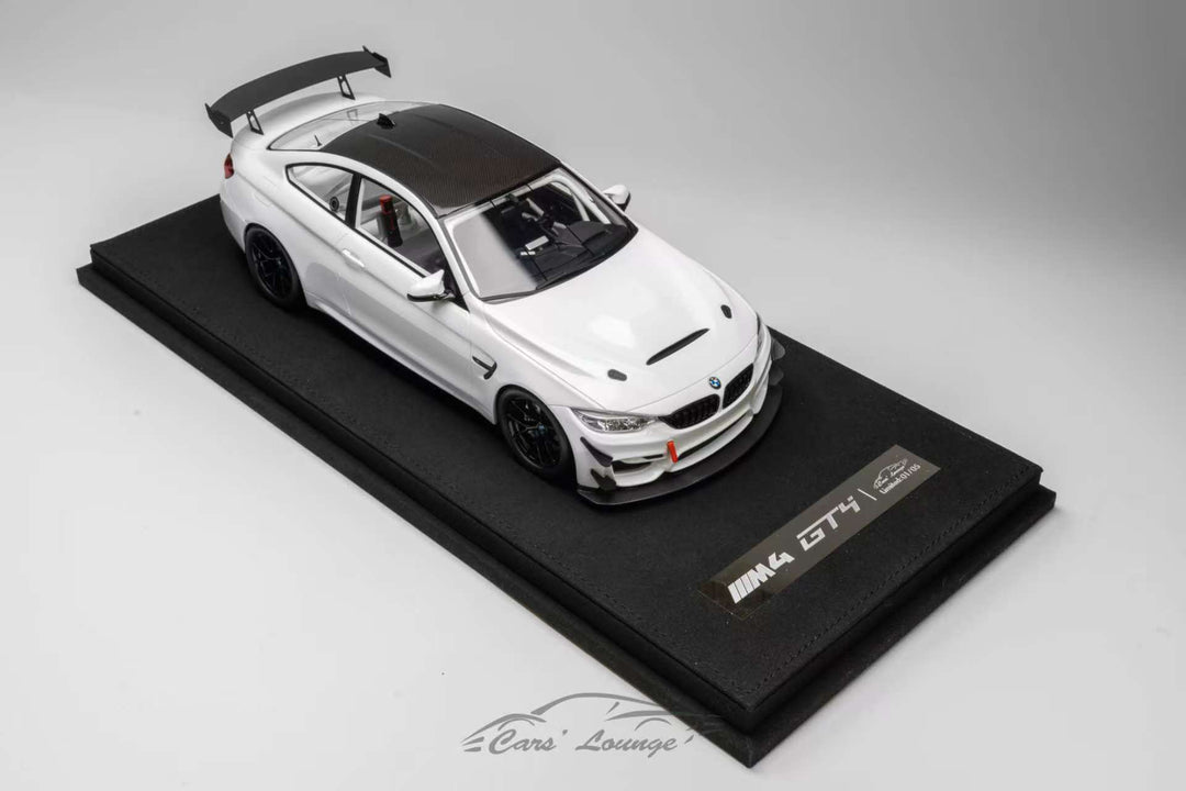 [Preorder] Car's Lounge 1:18 BMW M4 GT4 EVO (2 Versions)