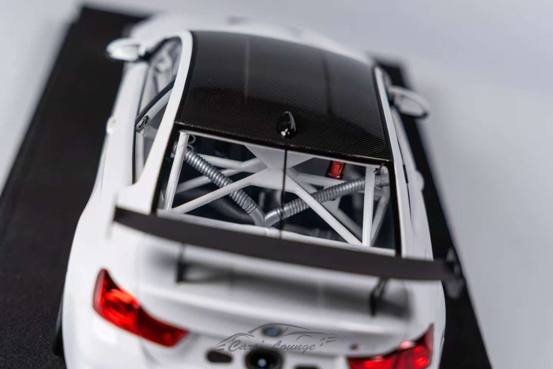 [Preorder] Car's Lounge 1:18 BMW M4 GT4 EVO (2 Versions)