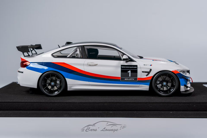 [Preorder] Car's Lounge 1:18 BMW M4 GT4 EVO (2 Versions)