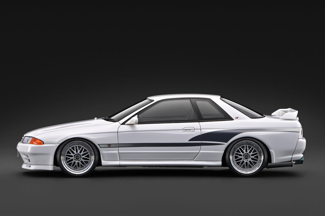 [Preorder] Ignition Model 1:18 Nissan Skyline BNR32 S&amp;S Limited Version White IG4077