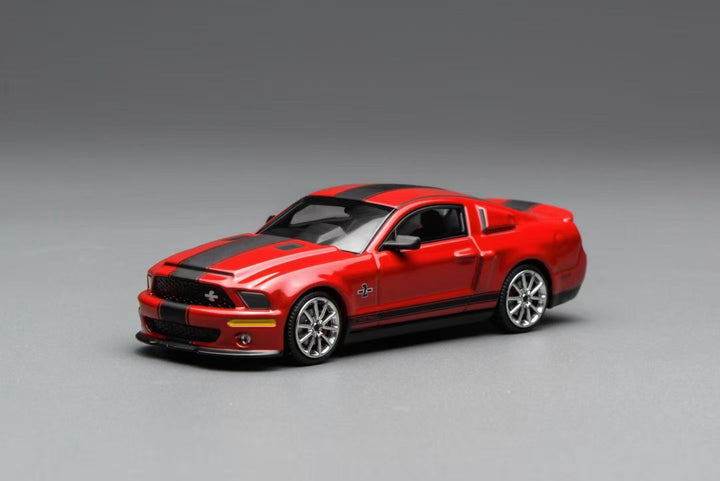 [Preorder] MOTORHELIX x Greenlight 1:64 Ford Mustang Shelby GT500 Super Snake 2007  (2 Colours)