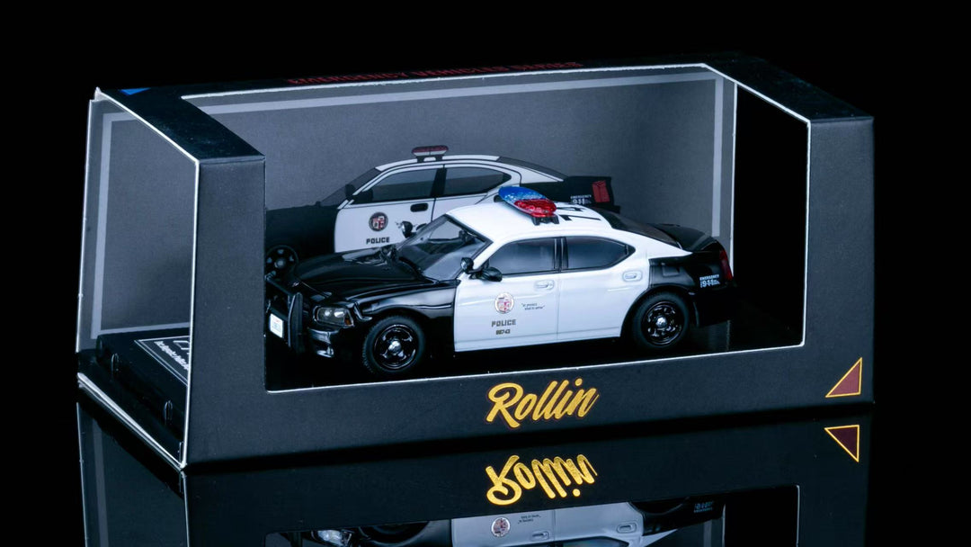 PoliceCar, auto della polizia con luci LED PoliceCar, auto della polizia con luci LED