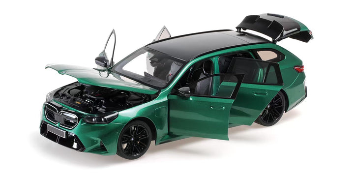 [Preorder] MINICHAMPS 1:18 BMW M5 TOURING - 2024 - GREEN METALLIC 110023902