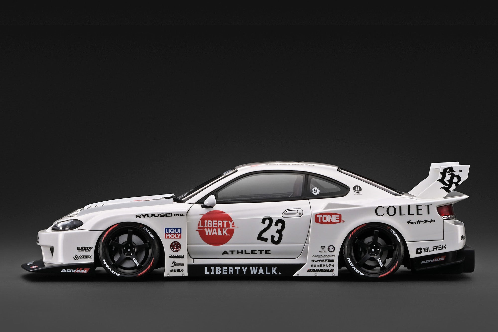 Preorder] Ignition Model 1:18 LB-Super Silhouette S15 SILVIA White