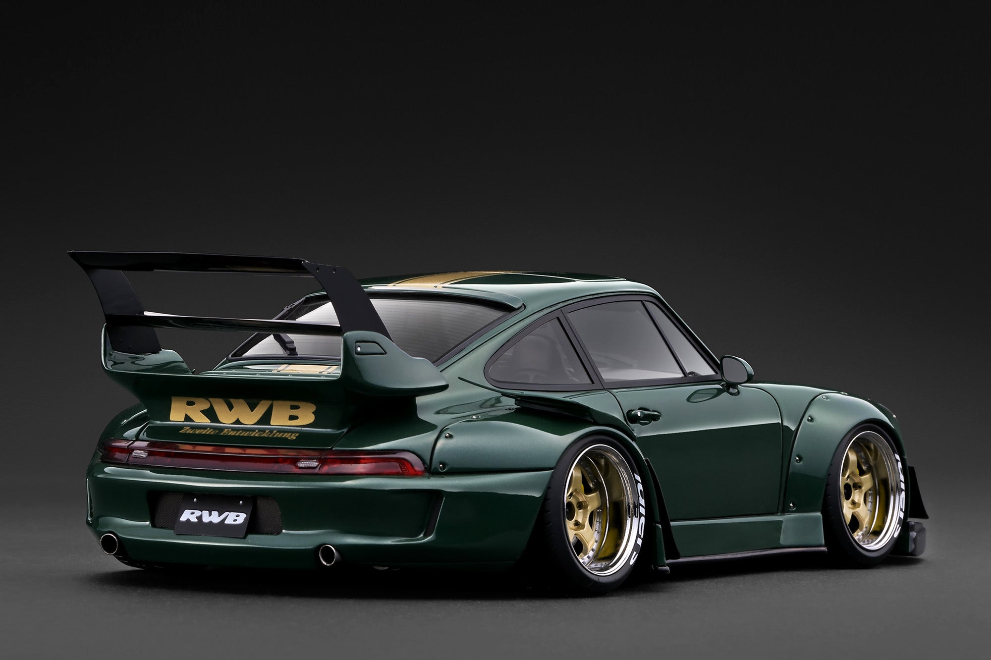 Preorder] Ignition Model 1:18 Porsche RWB 993 Metallic Green