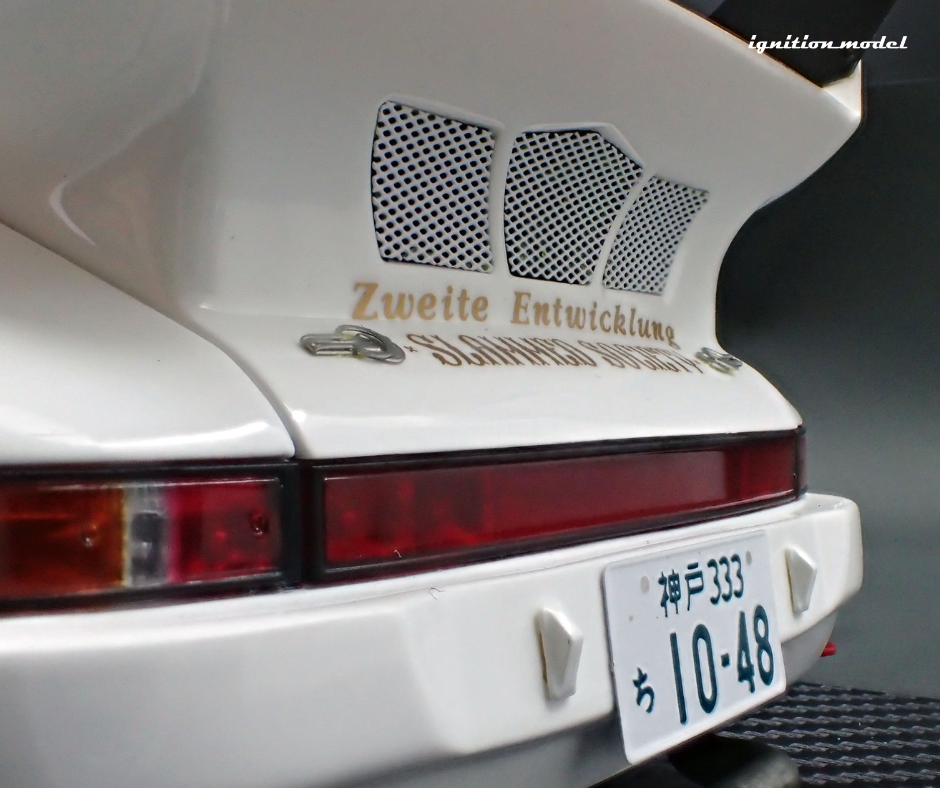 [Preorder] Ignition Model 1:18 RWB 930 White IG2481