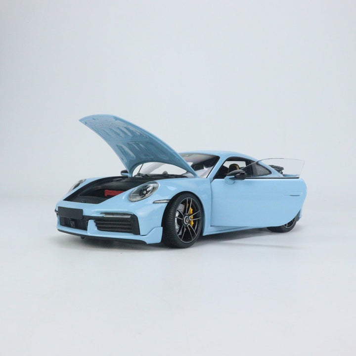 MINICHAMPS 1:18 Porsche 911 992 Turbo S （911 Turbo Sport Design) Gulf Blue 113069173