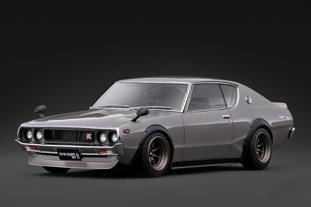 [Preorder] Ignition Model 1:18 Nissan Skyline 2000 GT-R (KPGC110) With Engine Silver IG4254